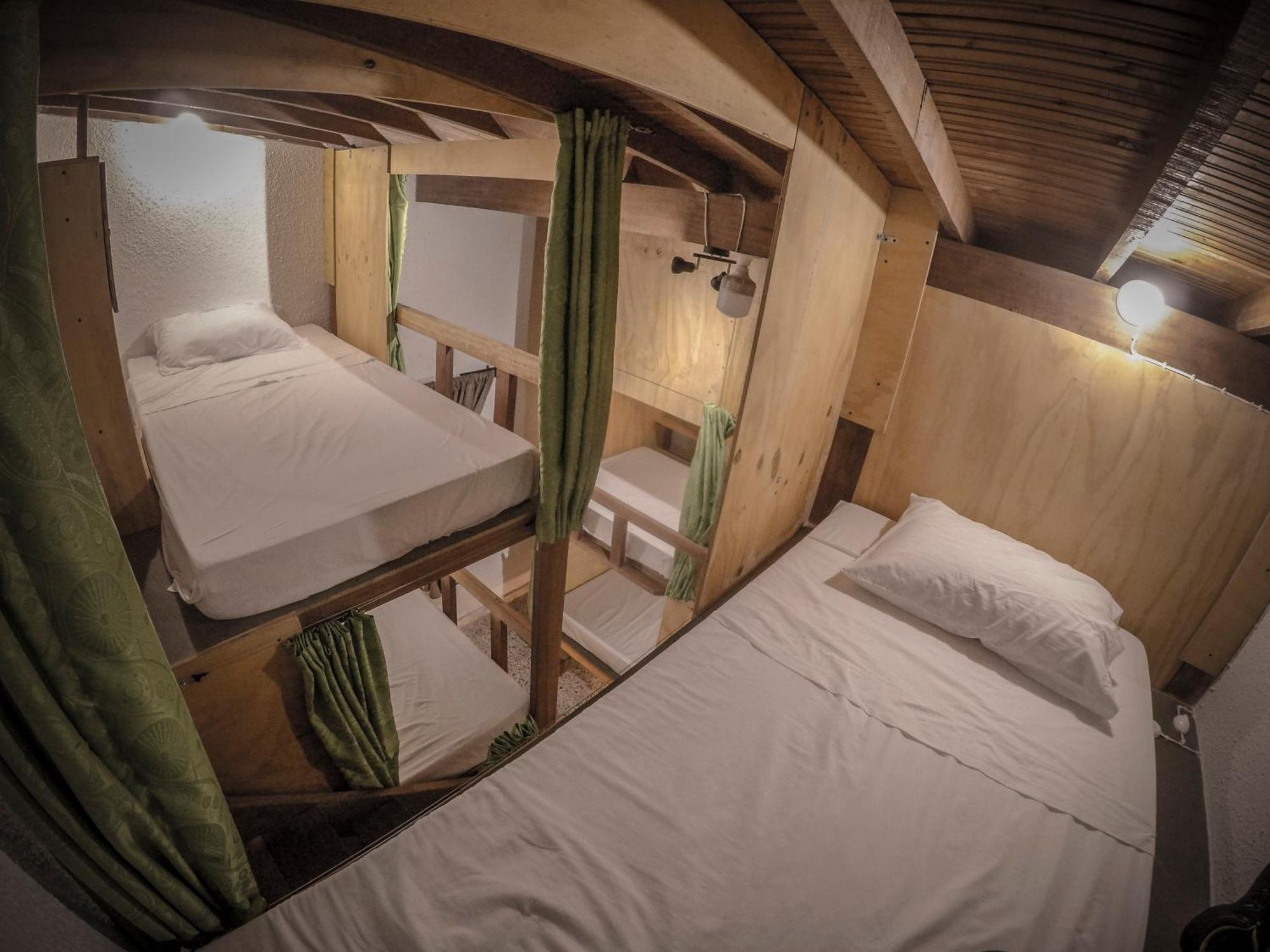 Al Bosque Hostel & Glamping Santa Elena  Exterior photo