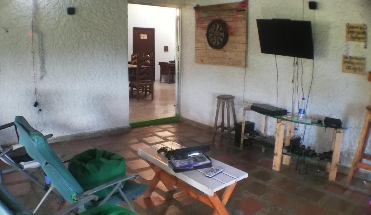 Al Bosque Hostel & Glamping Santa Elena  Exterior photo